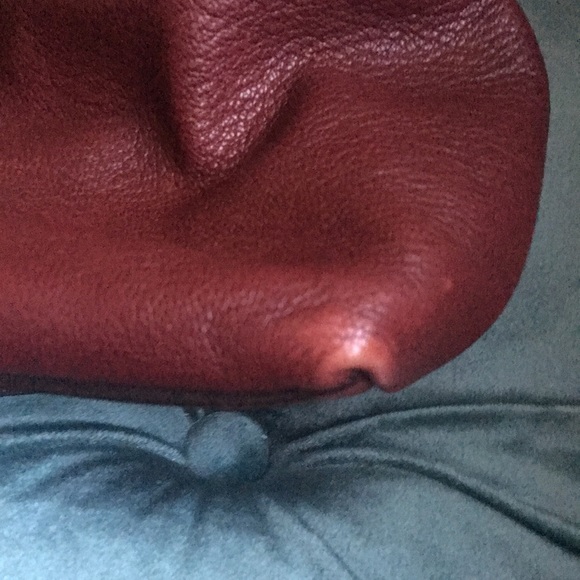 Michael Kors Purse in Buttery Soft Burgundy - Picture 6 of 8